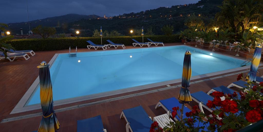 Residence Elvira Diano Marina Exterior foto